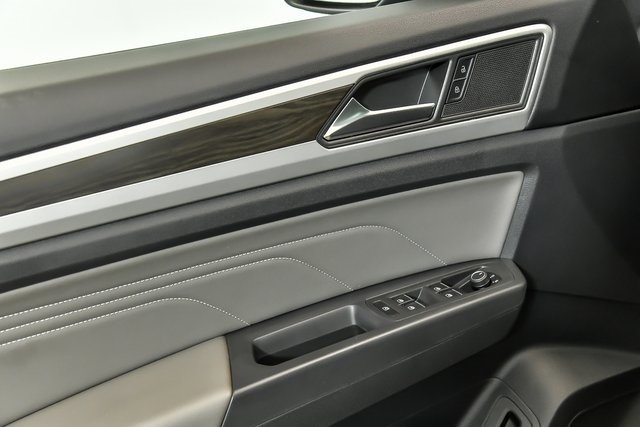 2023 Volkswagen Atlas V6 SE Technology photo 4