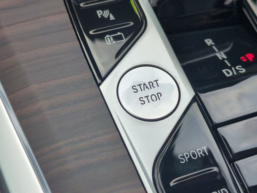 2026 Bmw X5 xDrive50e photo 28