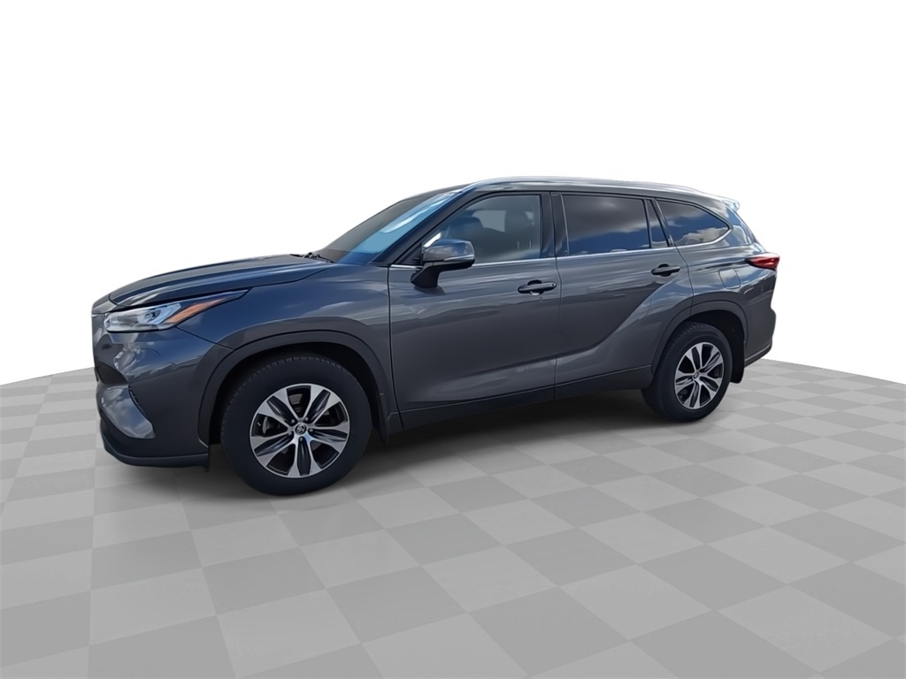 2020 Toyota Highlander XLE photo 3