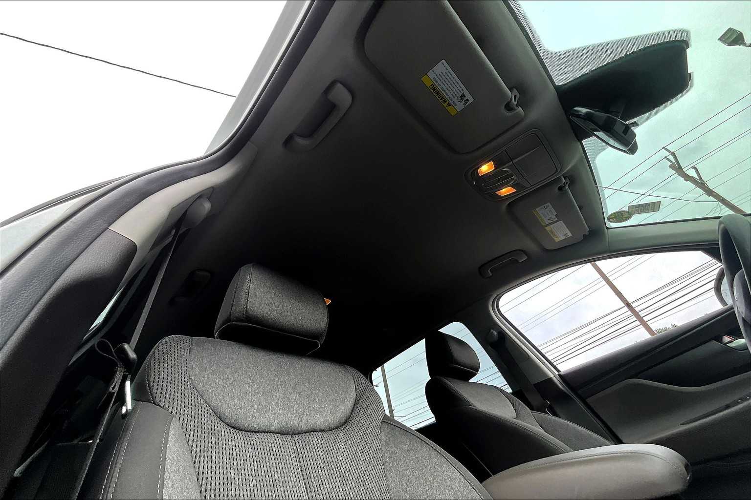 2020 Hyundai Santa Fe SEL photo 10