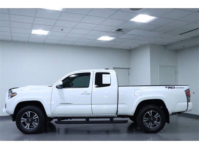2019 Toyota Tacoma SR5 photo 5