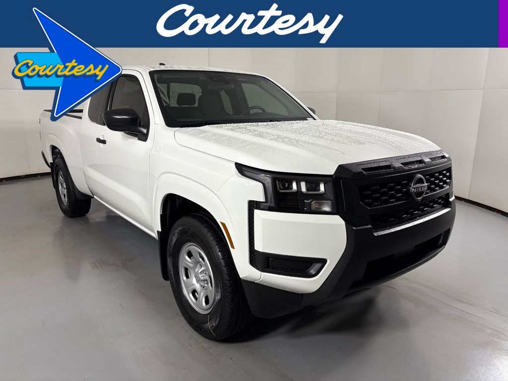 2026 Nissan Frontier S's photo