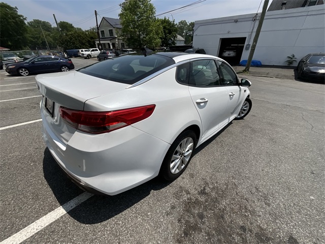 2018 Kia Optima EX photo 5