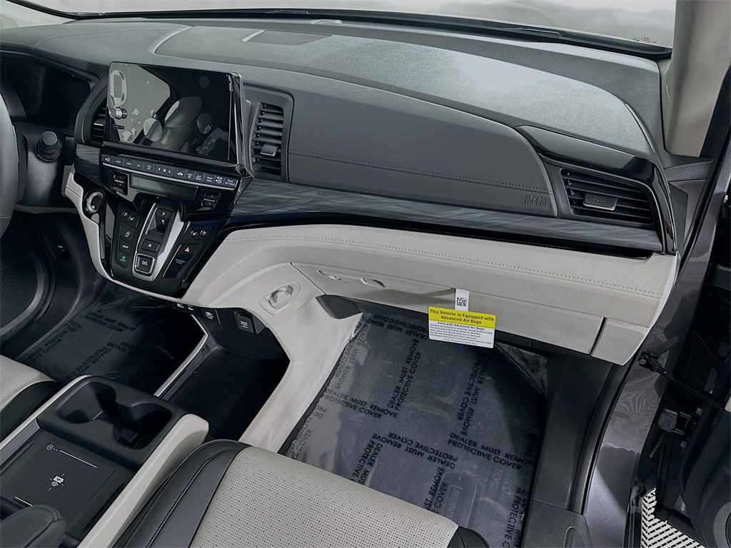 2026 Honda Odyssey Elite photo 31