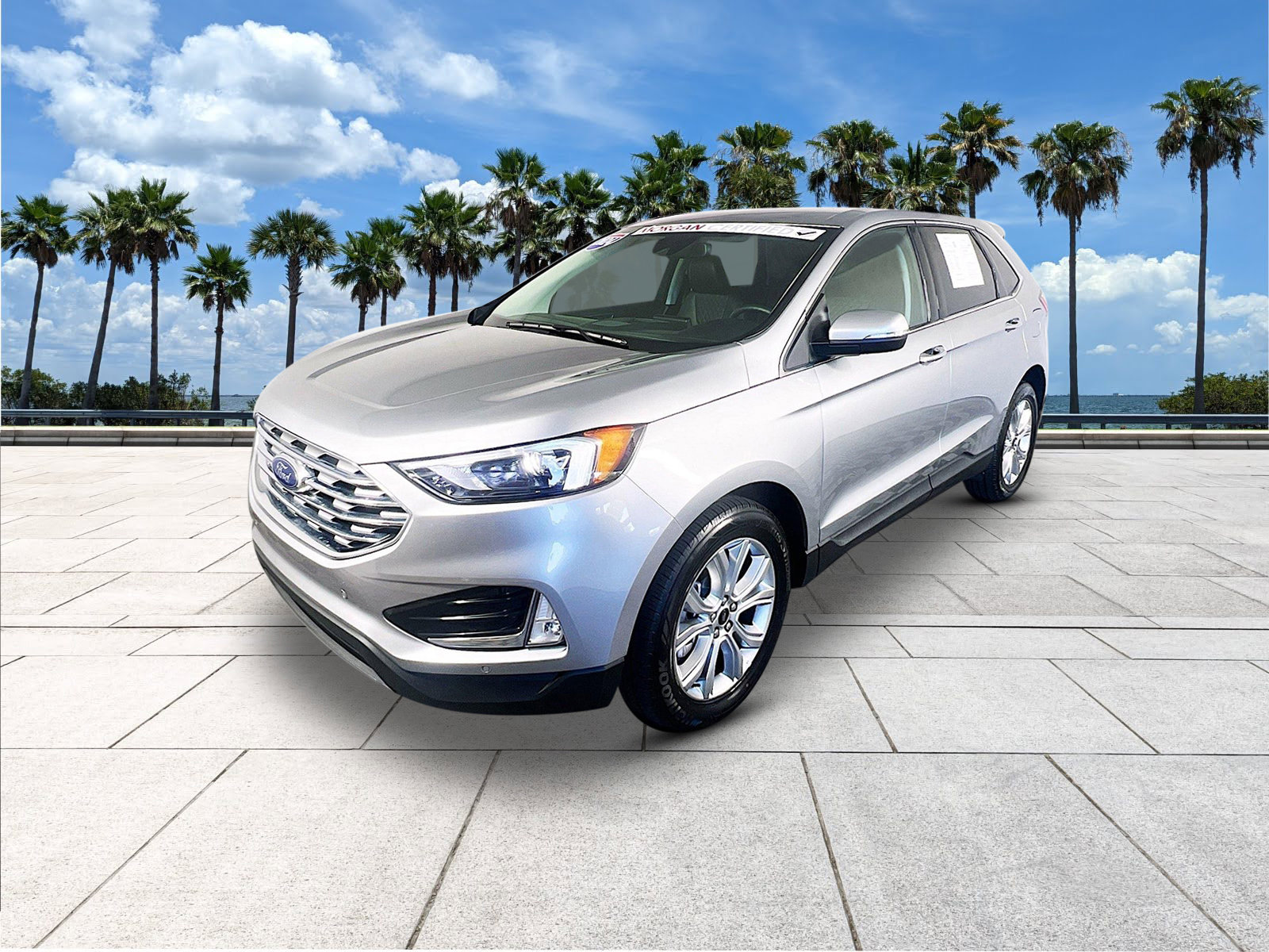 2024 Ford Edge Titanium photo 3