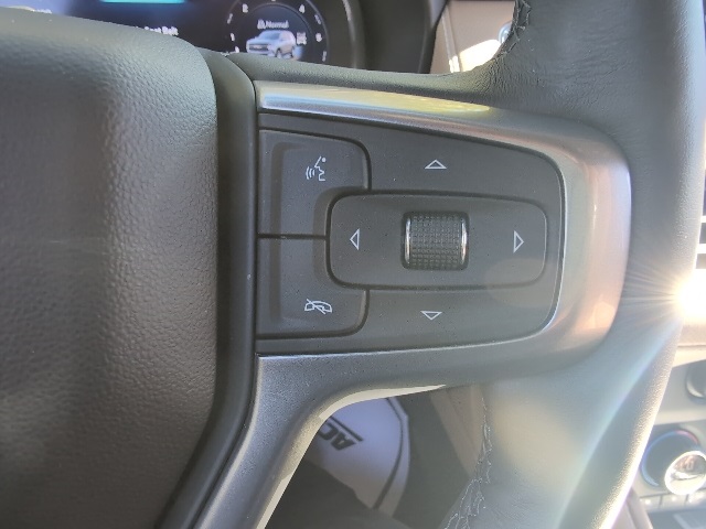 2024 Chevrolet Suburban Premier photo 19