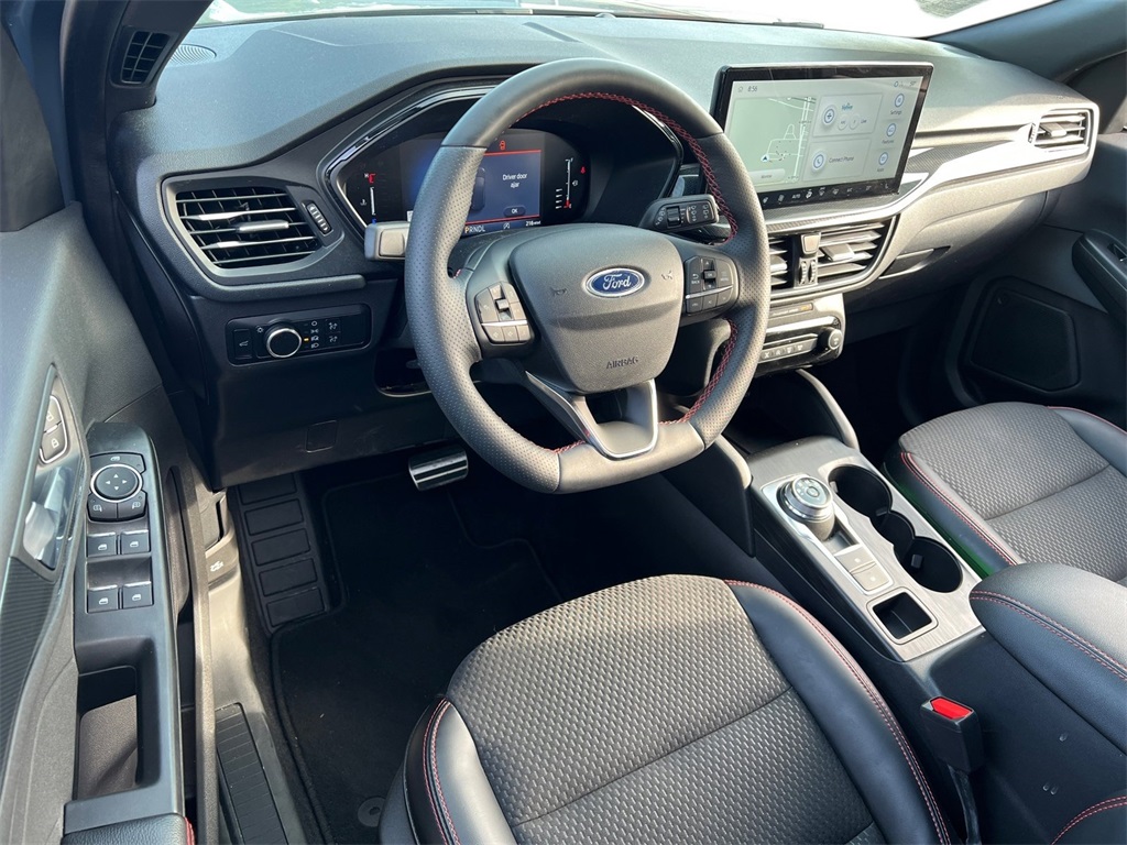 2024 Ford Escape ST-Line photo 7