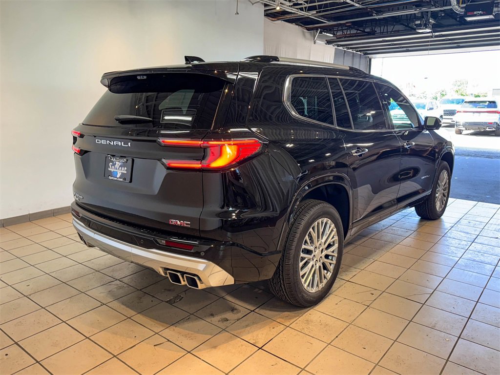 2026 Gmc Acadia Denali photo 4