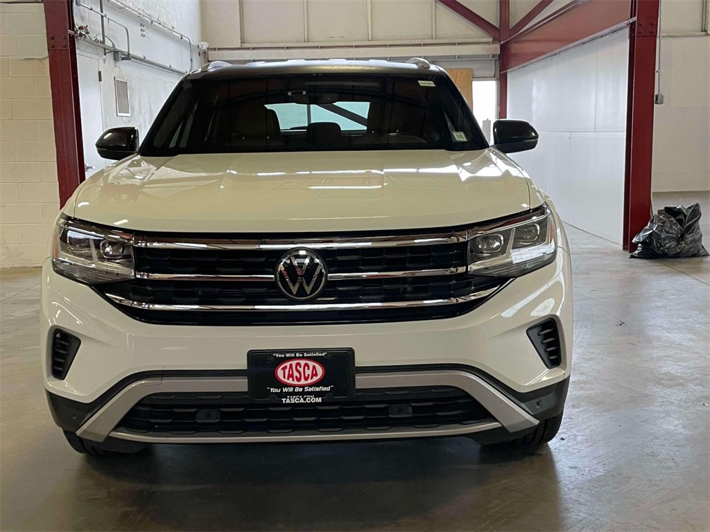 2020 Volkswagen Atlas Cross Sport V6 SE Technology photo 2