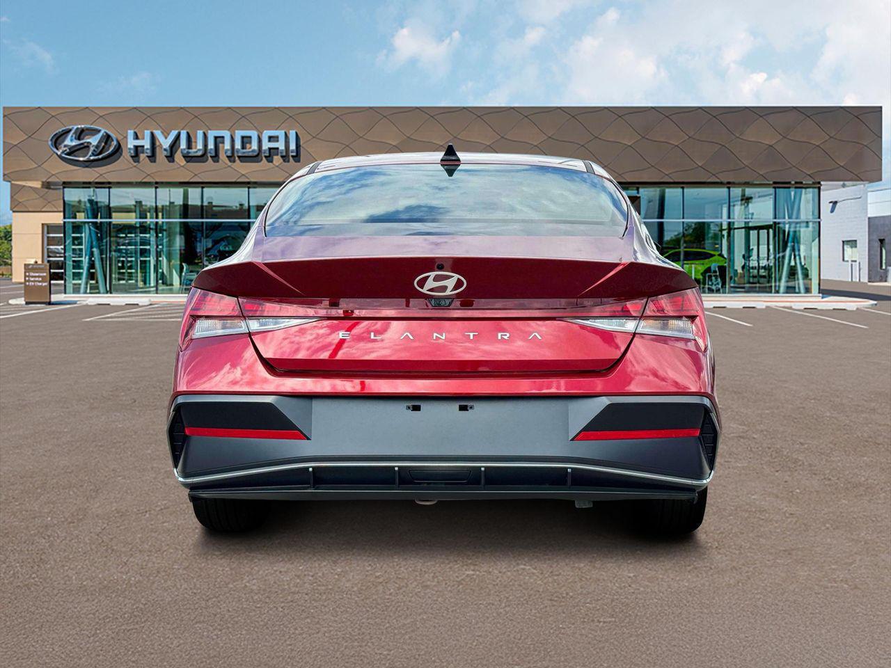 2025 Hyundai Elantra SEL Convenience photo 6