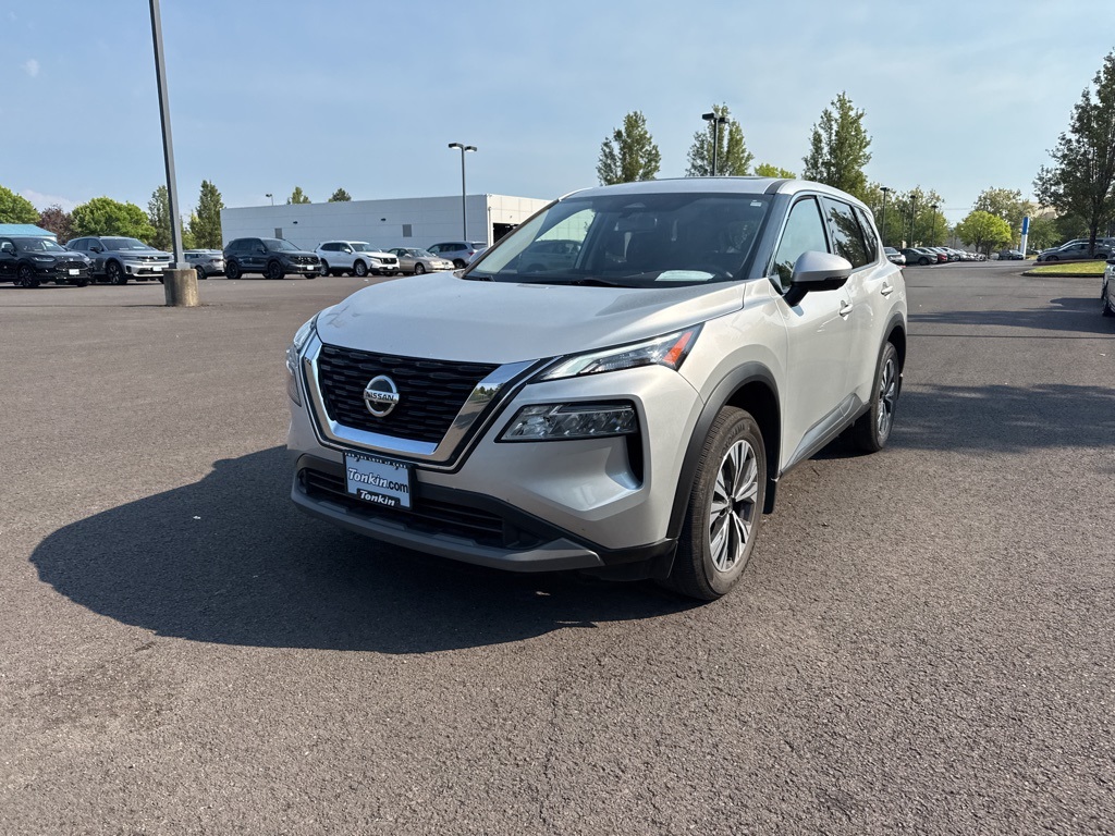 2021 Nissan Rogue SV photo 2