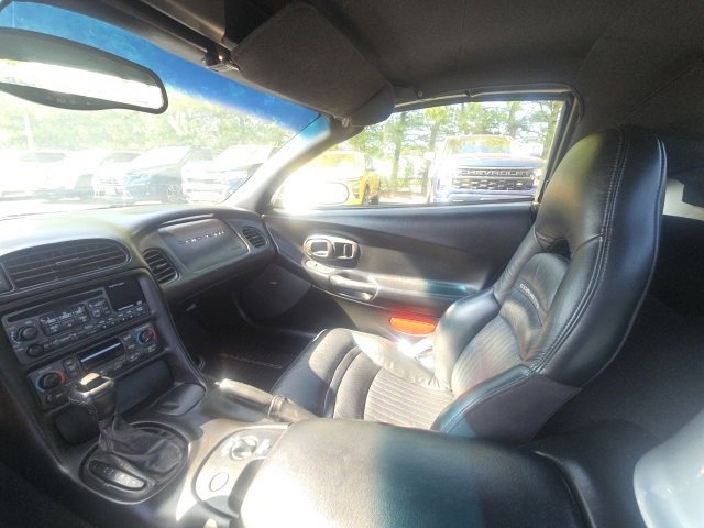 2001 Chevrolet Corvette Base photo 8
