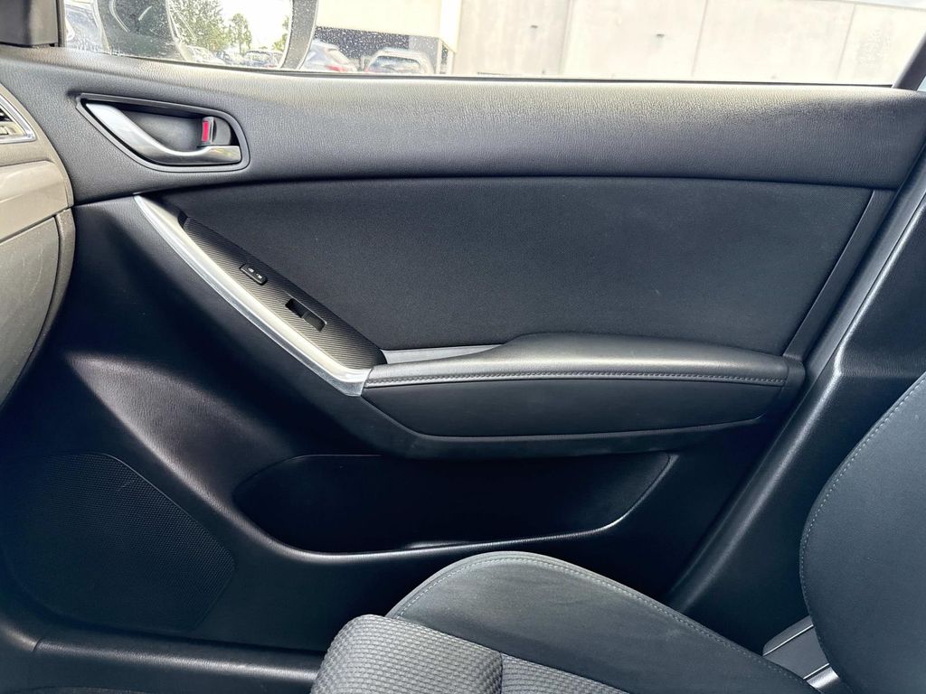 2016 Mazda CX-5 Touring photo 24
