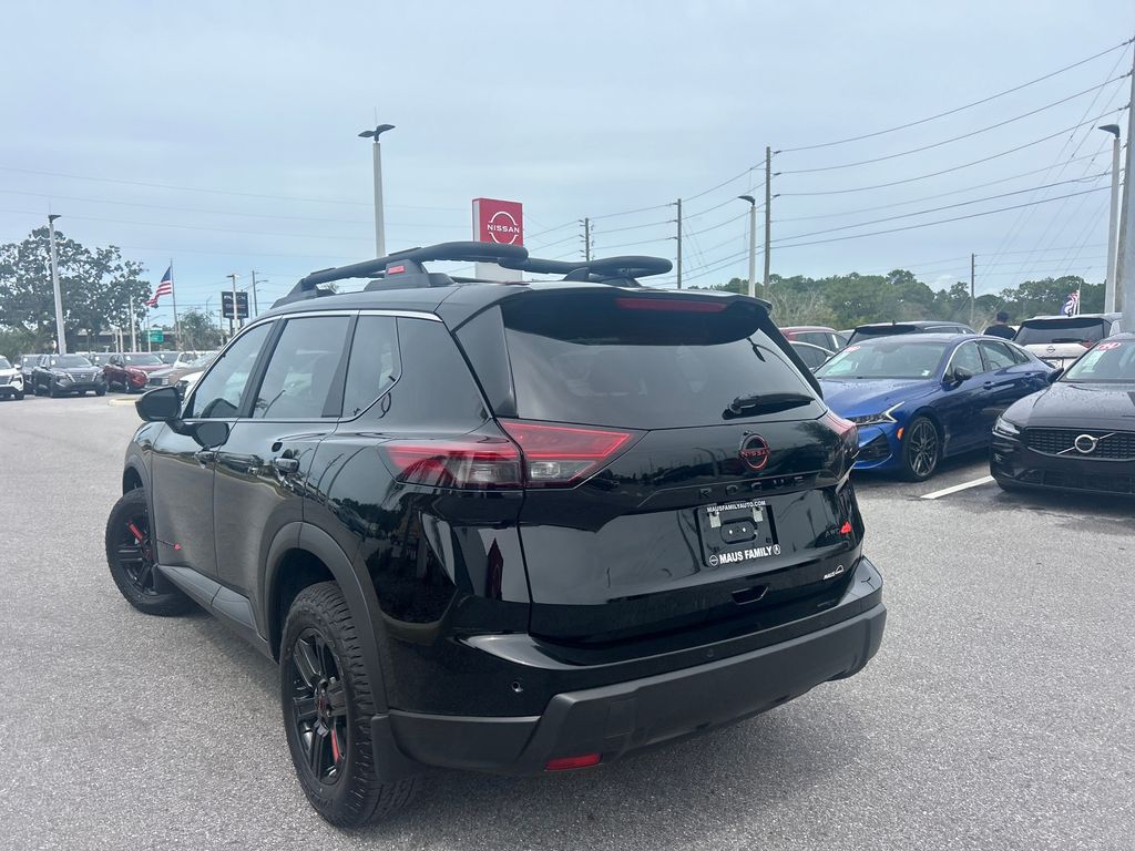 2026 Nissan Rogue SV photo 5