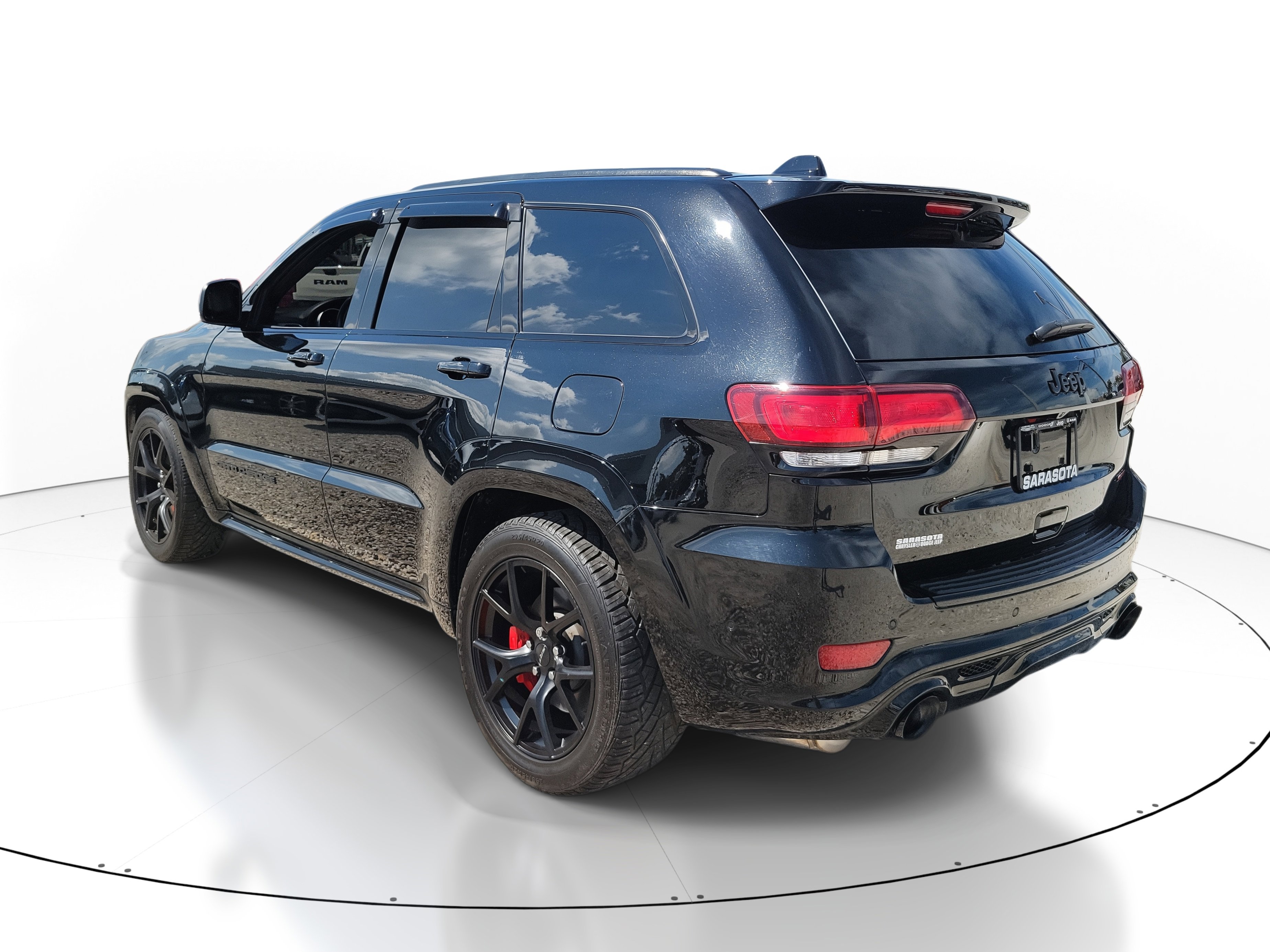 2020 Jeep Grand Cherokee SRT8 photo 4