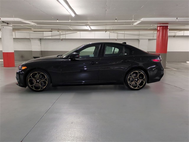 2025 Alfa Romeo Giulia SPRINT photo 4