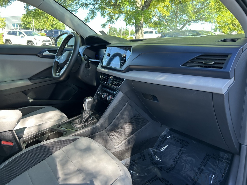 2023 Volkswagen Taos SE photo 26