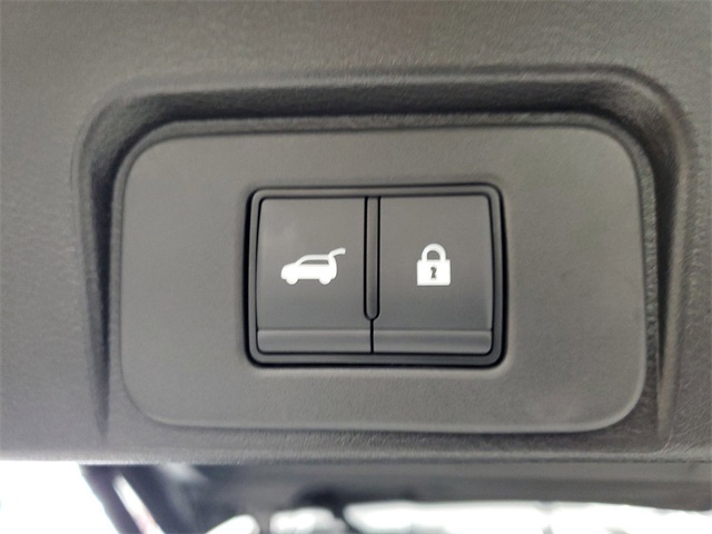 2025 Nissan Rogue SV photo 25