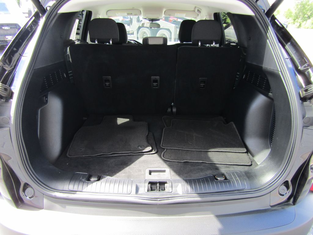 2022 Ford Escape SE photo 7
