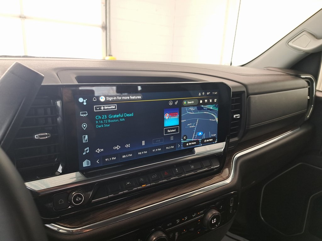2025 Chevrolet Silverado 1500 LT photo 11