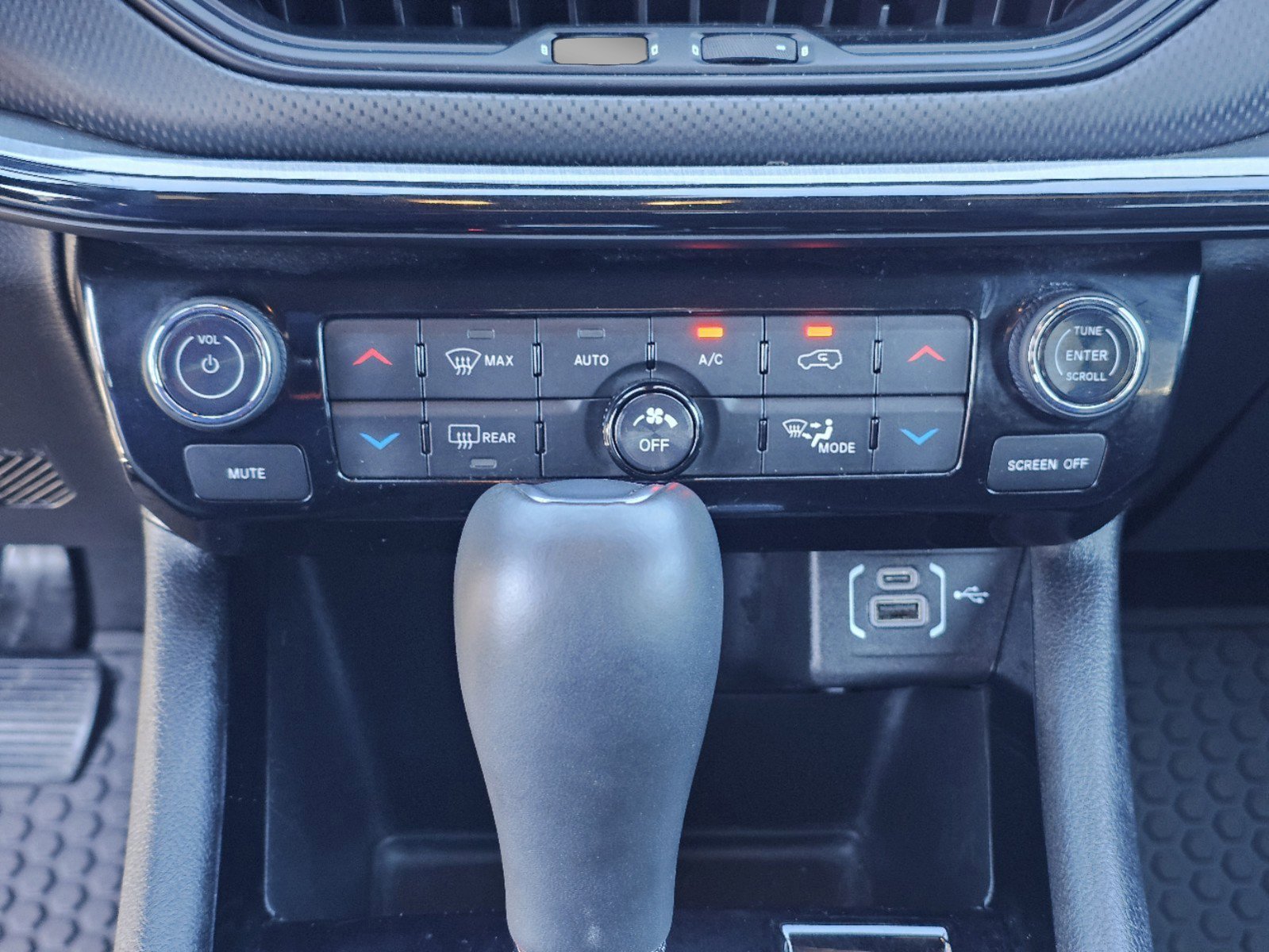 2024 Jeep Compass Trailhawk photo 25