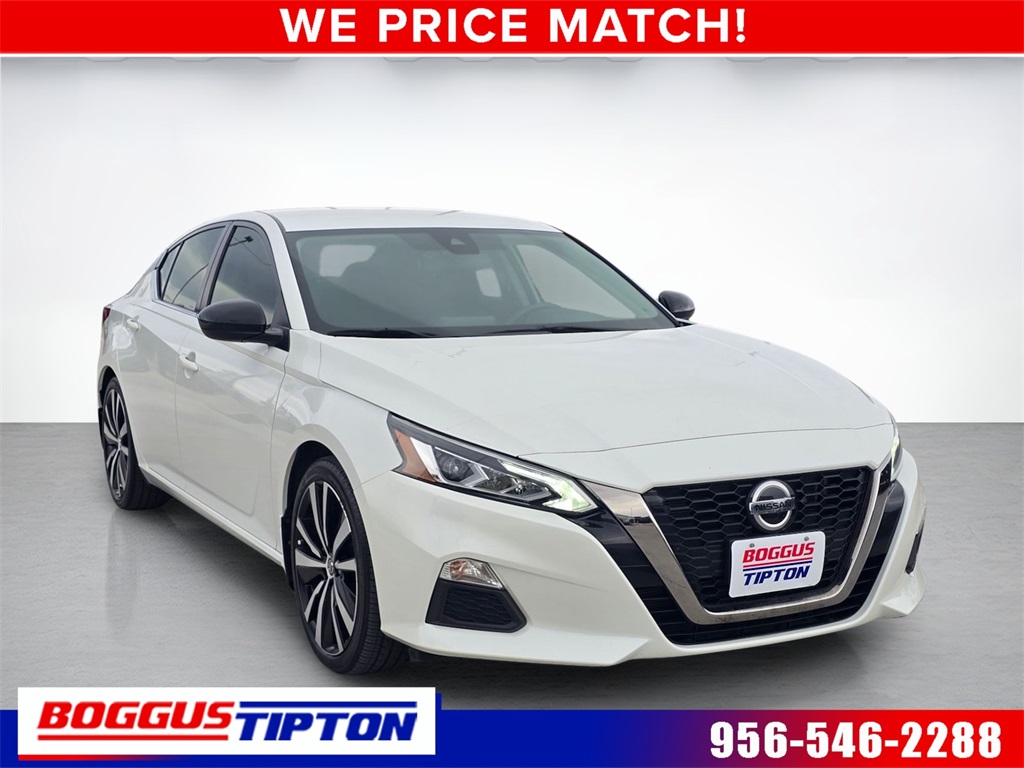 2022 Nissan Altima SR