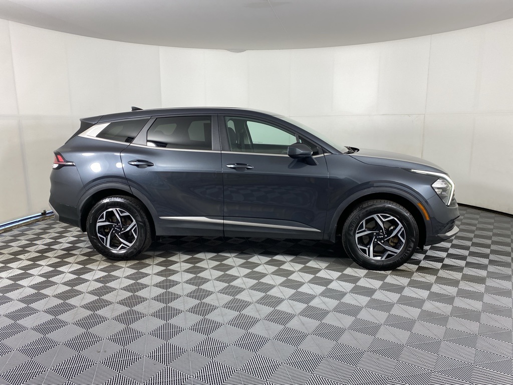 2023 Kia Sportage LX photo 9