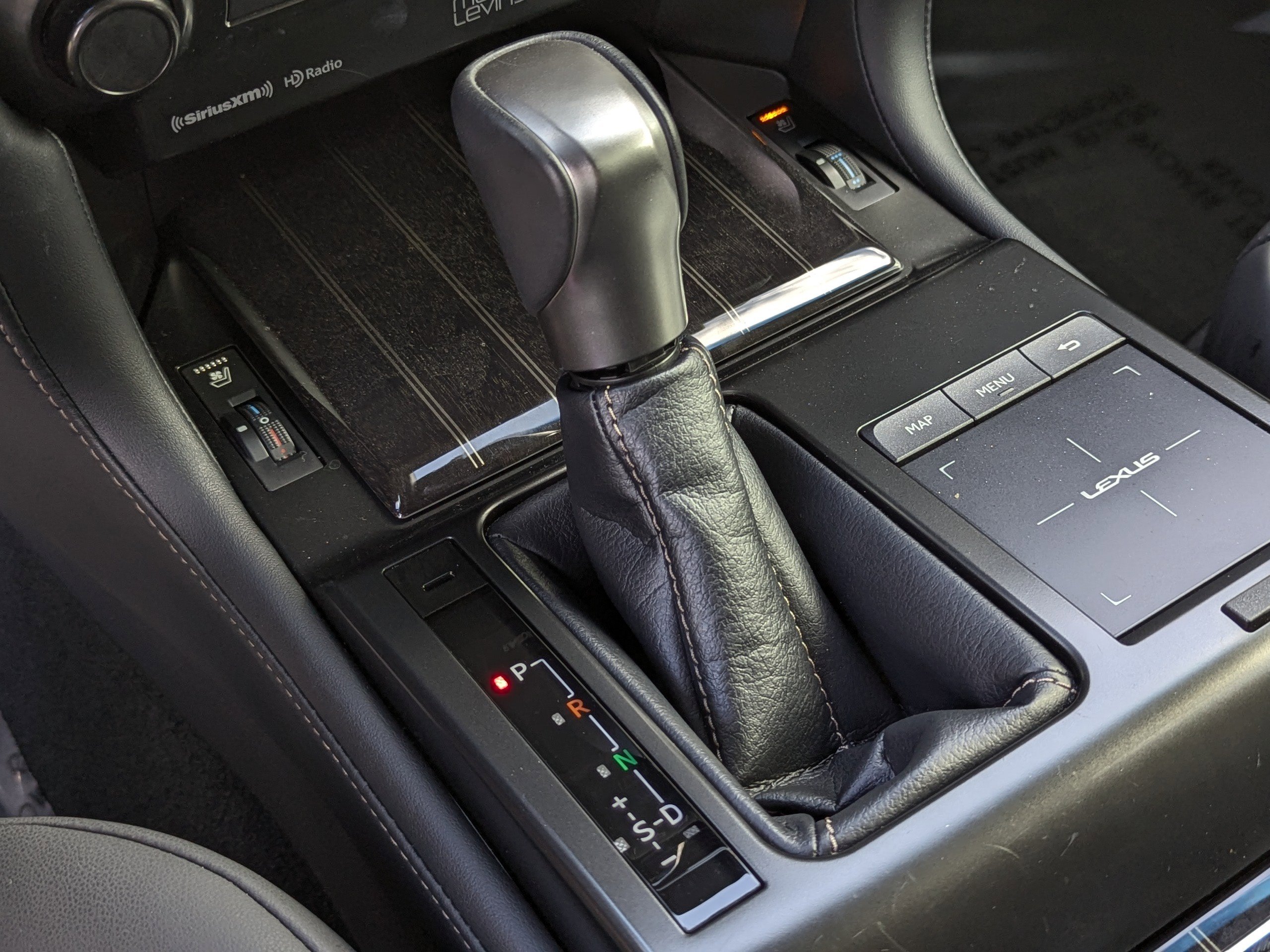 2023 Lexus GX 460 Premium photo 25