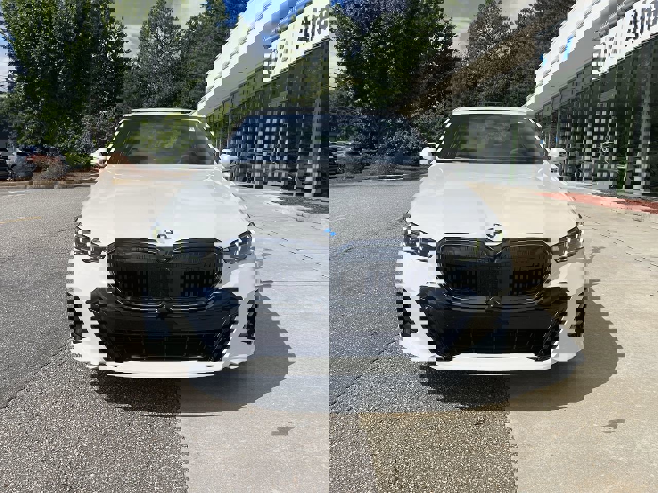 2026 Bmw 530i photo 3