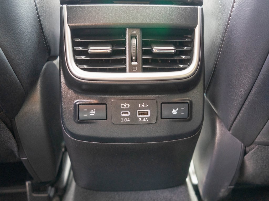 2023 Subaru Outback Touring photo 13