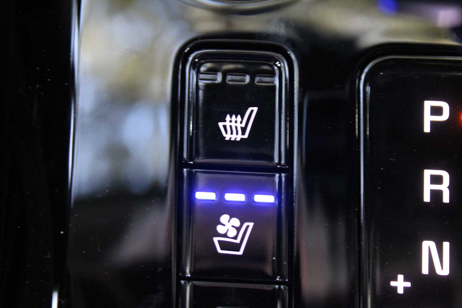 2025 Kia Niro SX photo 34