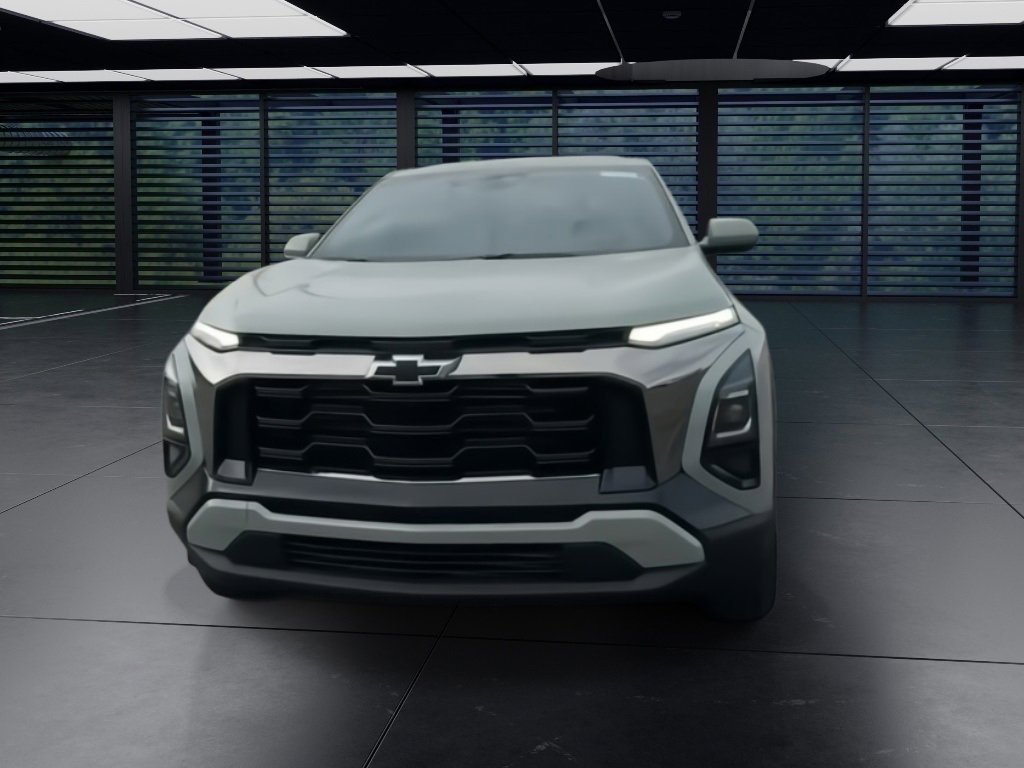 2026 Chevrolet Equinox ACTIV photo 2