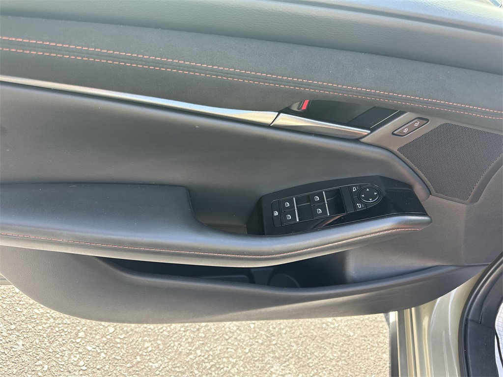 2024 Mazda Mazda3 2.5 Turbo Carbon photo 11