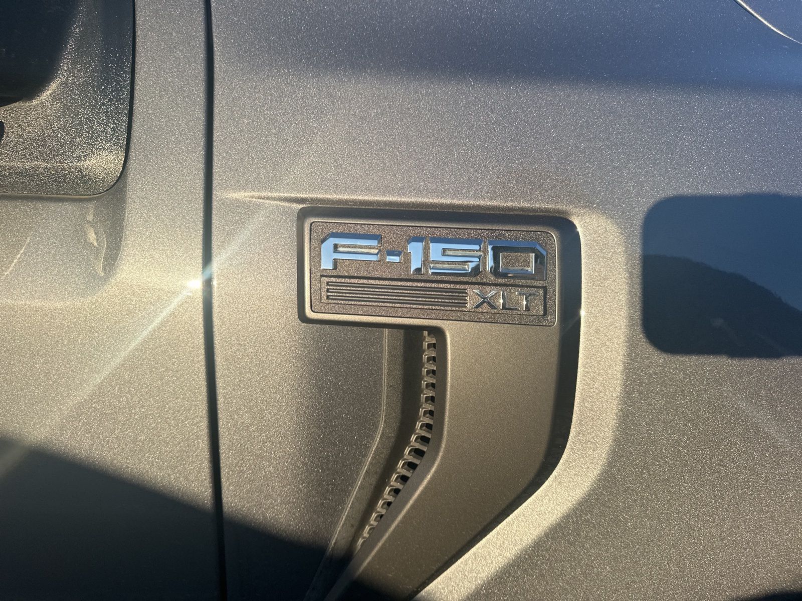 2023 Ford F-150 XLT photo 4