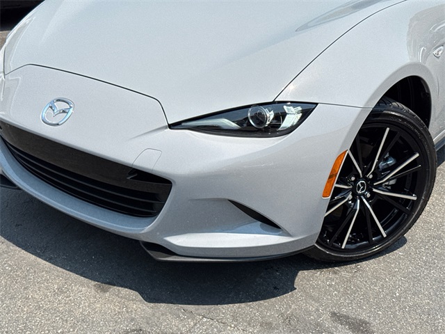 2024 Mazda MX-5 Miata Miata Grand Touring photo 8