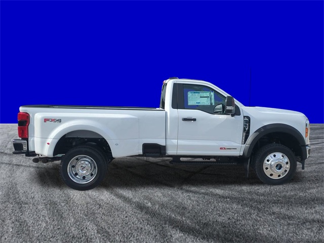2026 Ford F-450 photo 3