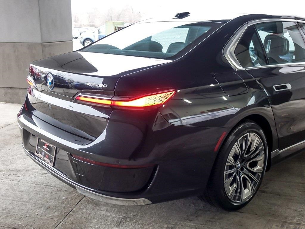2023 BMW I7 - Image 6