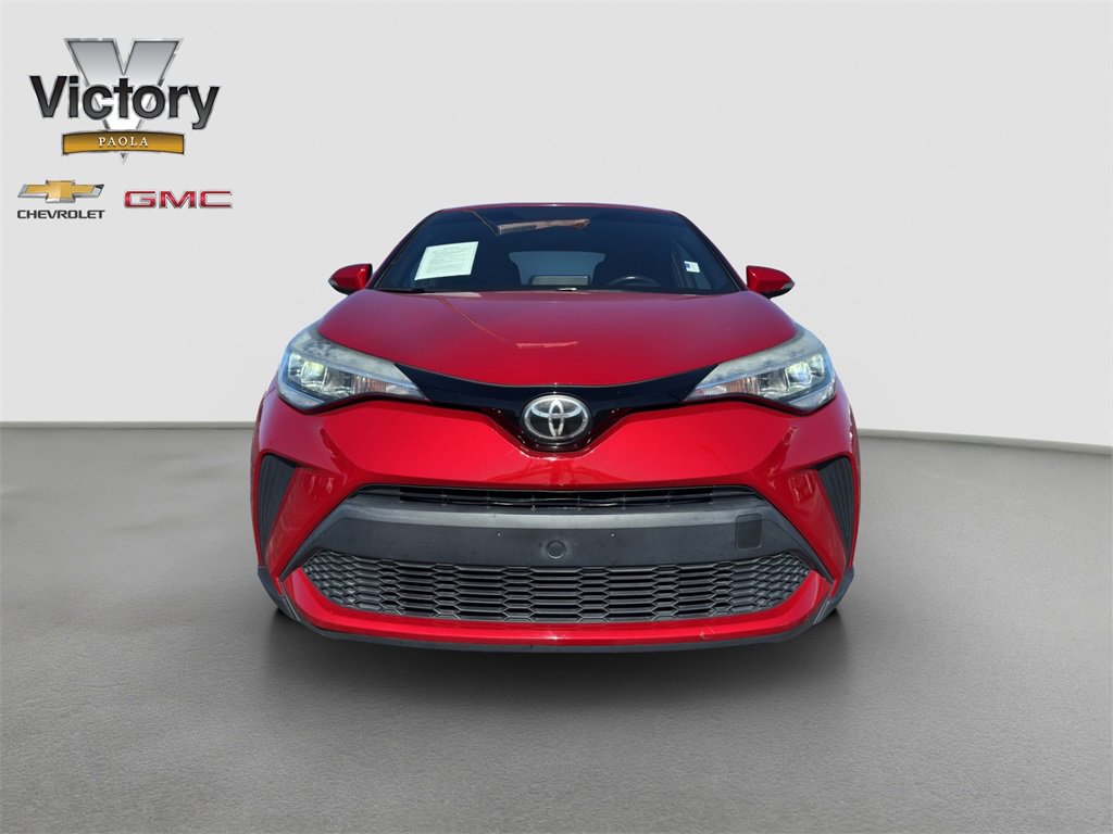 2020 Toyota C-HR LE photo 2