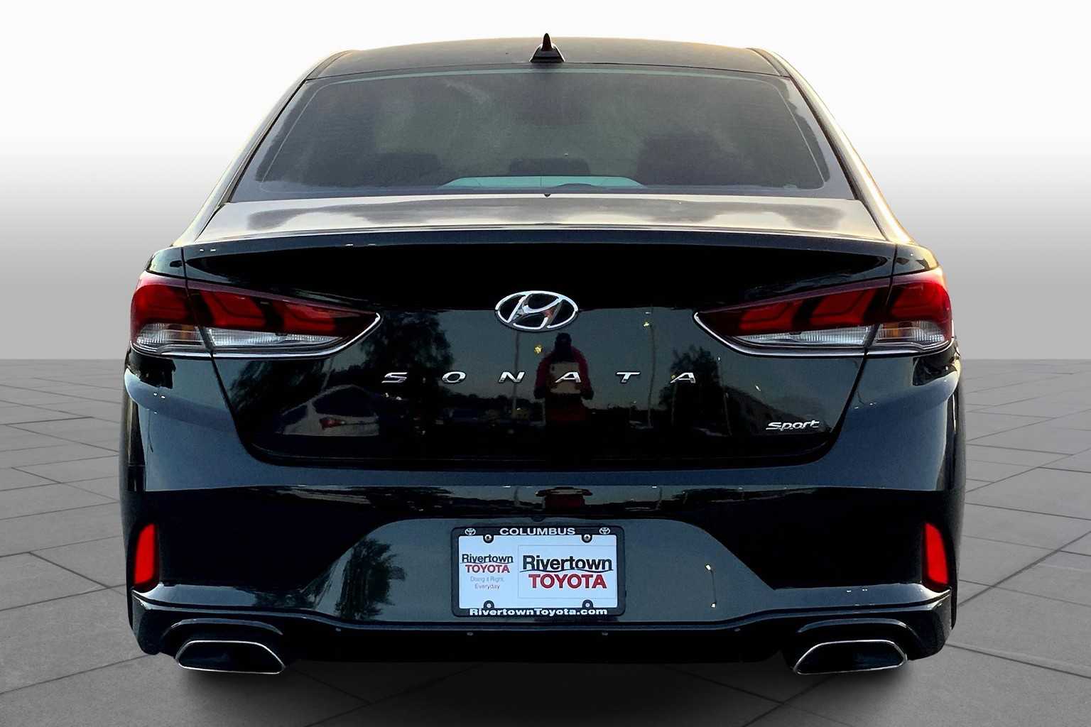 2018 Hyundai Sonata Sport photo 4