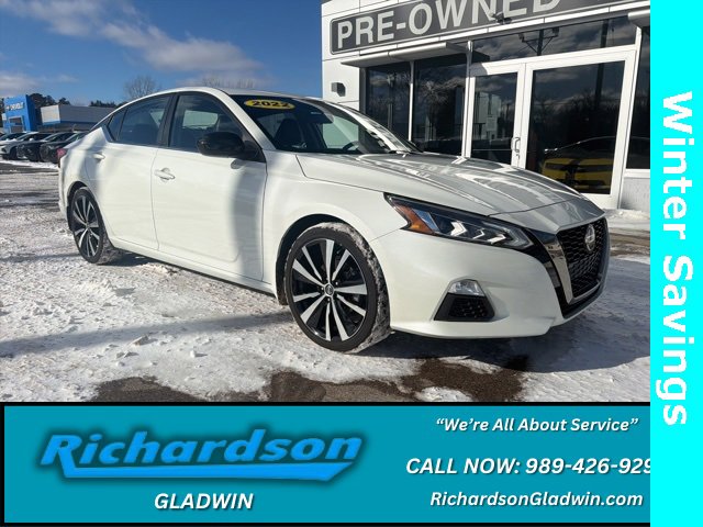 2022 Nissan Altima SR