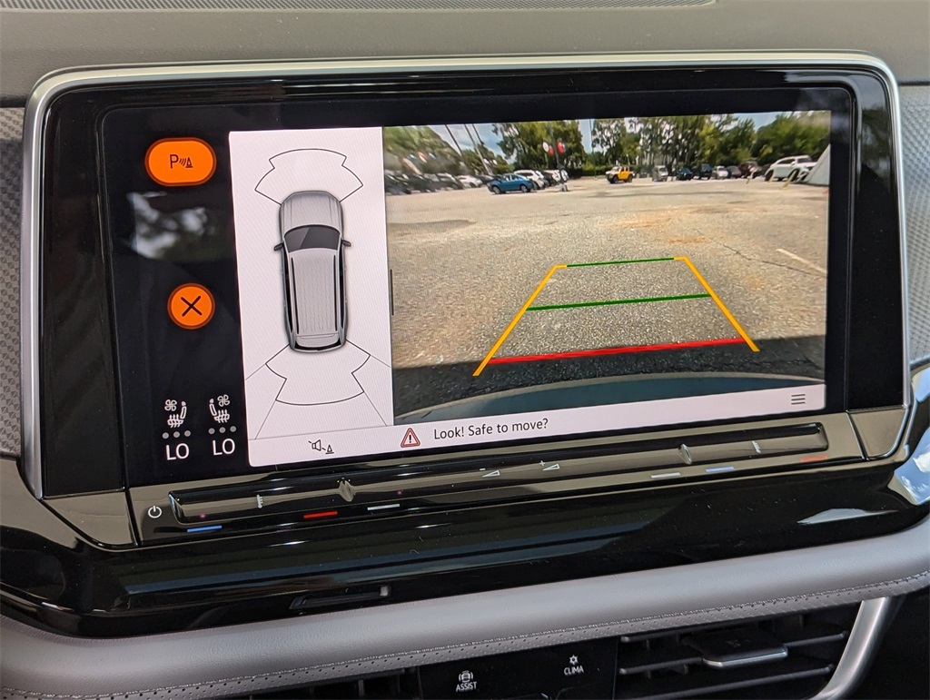 2025 Volkswagen Atlas SE Technology Peak Edition photo 20