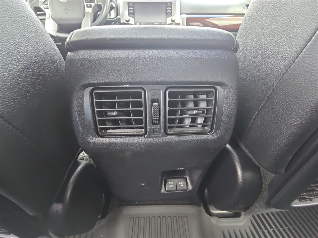 2022 Toyota 4Runner Limited photo 32