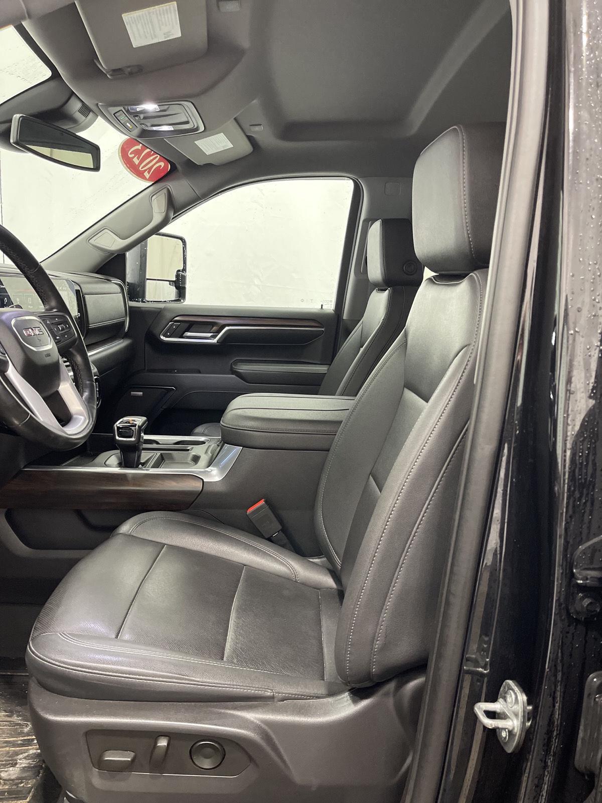 2023 Gmc Sierra 1500 SLT photo 4