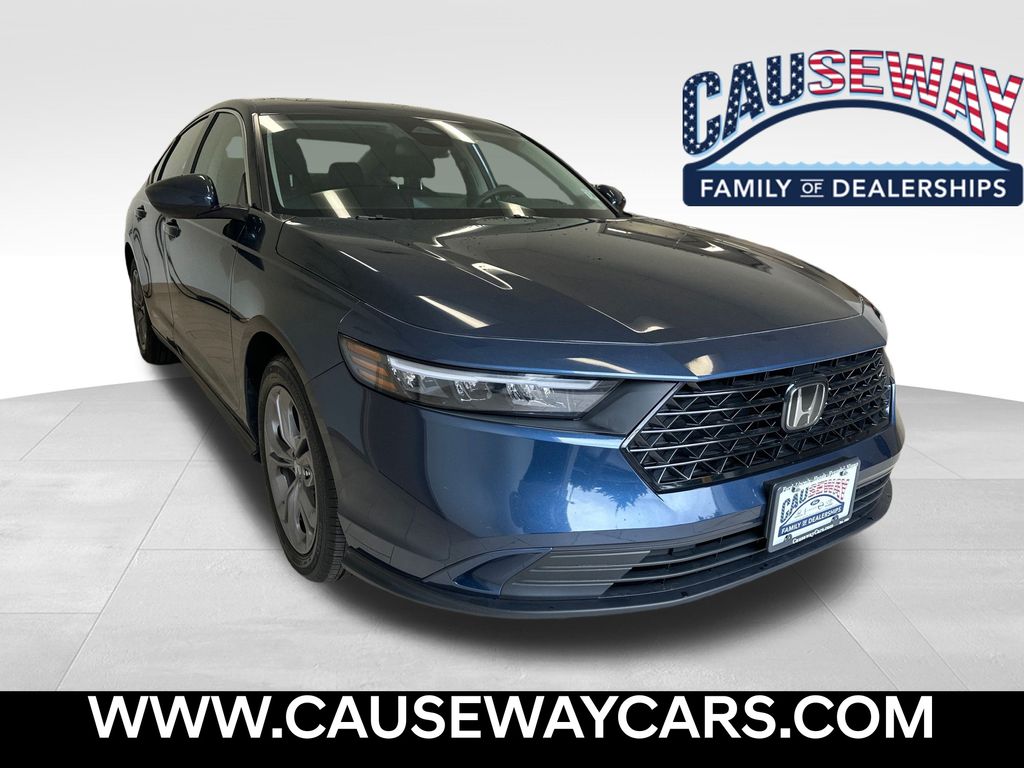 2024 Honda Accord EX's photo