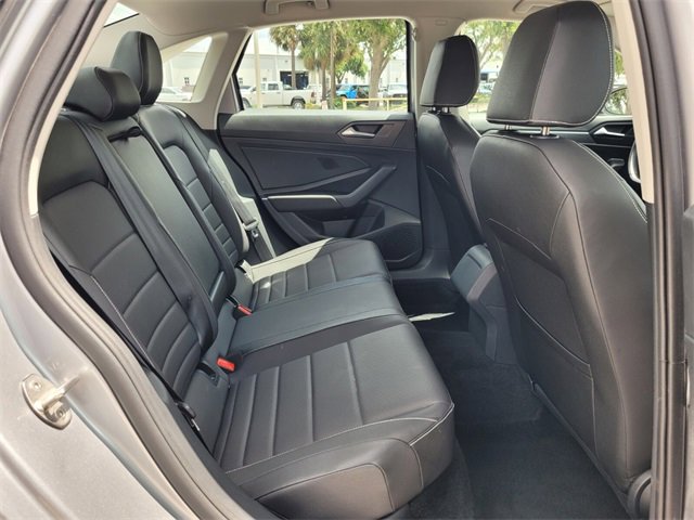 2024 Volkswagen Jetta SE photo 12