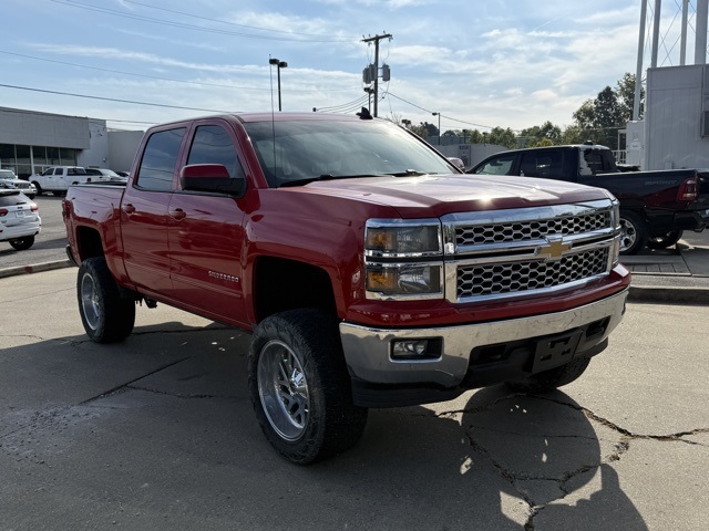 2015 Chevrolet Silverado 1500 LT photo 4