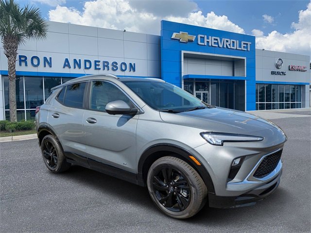 2025 Buick Encore GX Sport Touring's photo