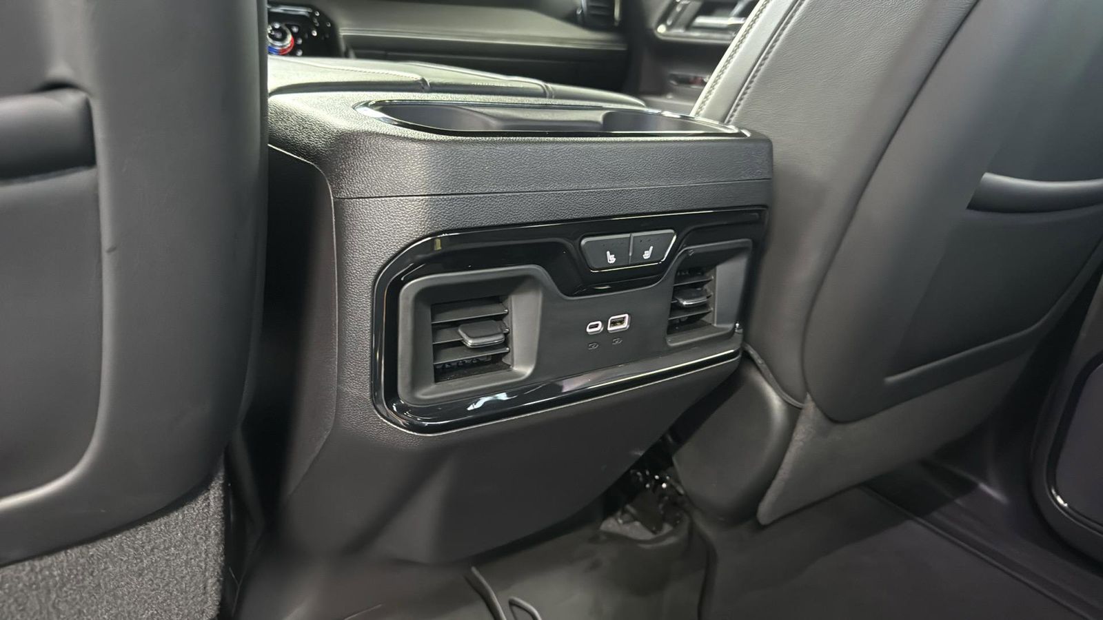 2024 Gmc Sierra 1500 AT4X photo 28