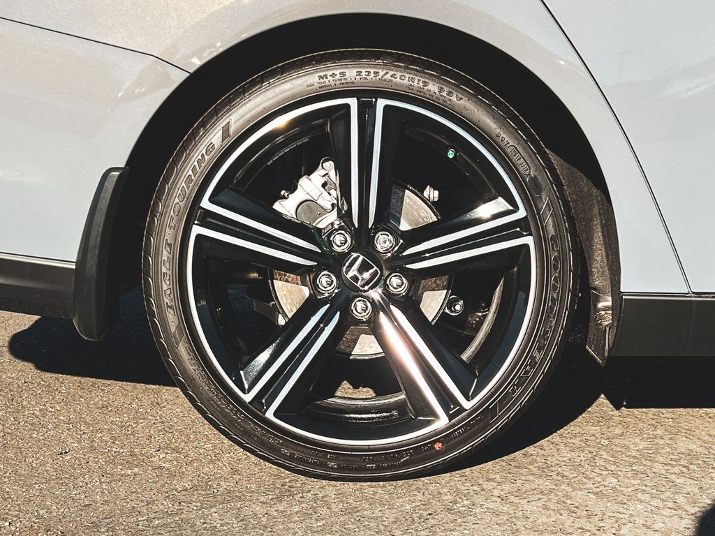 2025 Honda Accord Hybrid Sport photo 4