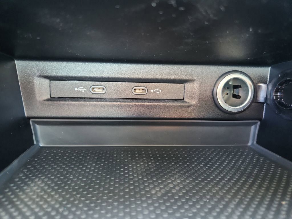 2025 Volkswagen Taos S photo 17